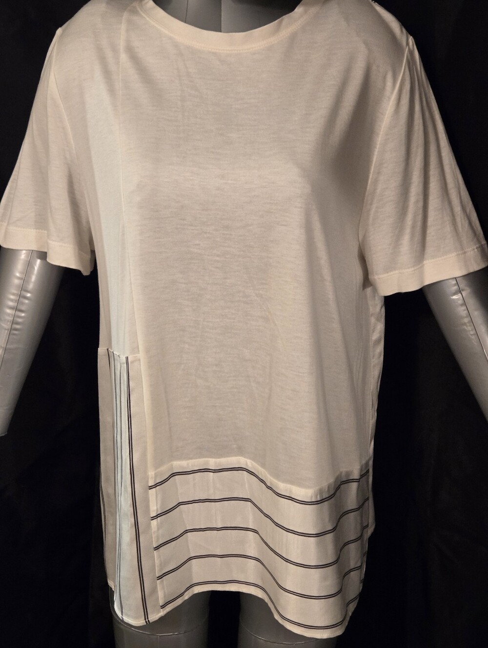 St. John Cream Top with Black Stripe Detailing